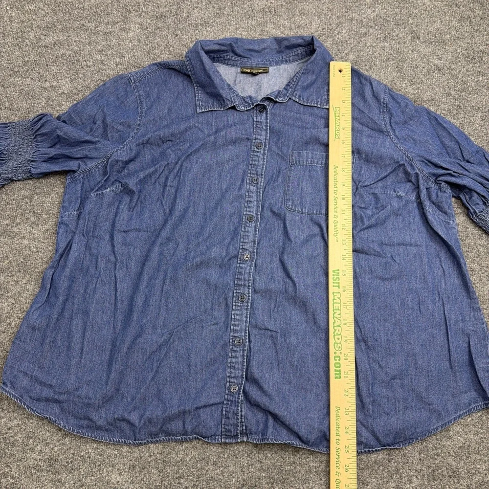 DG2 Diane Gilman Chambray Denim Shirt Women 2X Blue Smocked Sleeve Button Up - Picture 4 of 6